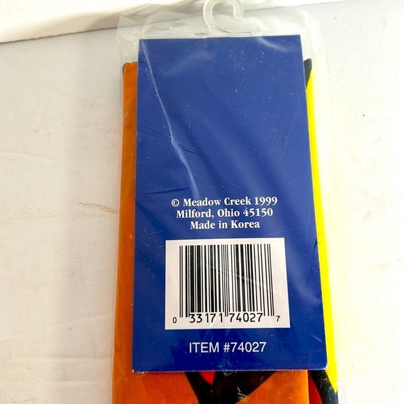 Meadow Creek Vintage Halloween NOS Sealed Set of 3 Decorative Flags 28” x 40” - Picture 13 of 15